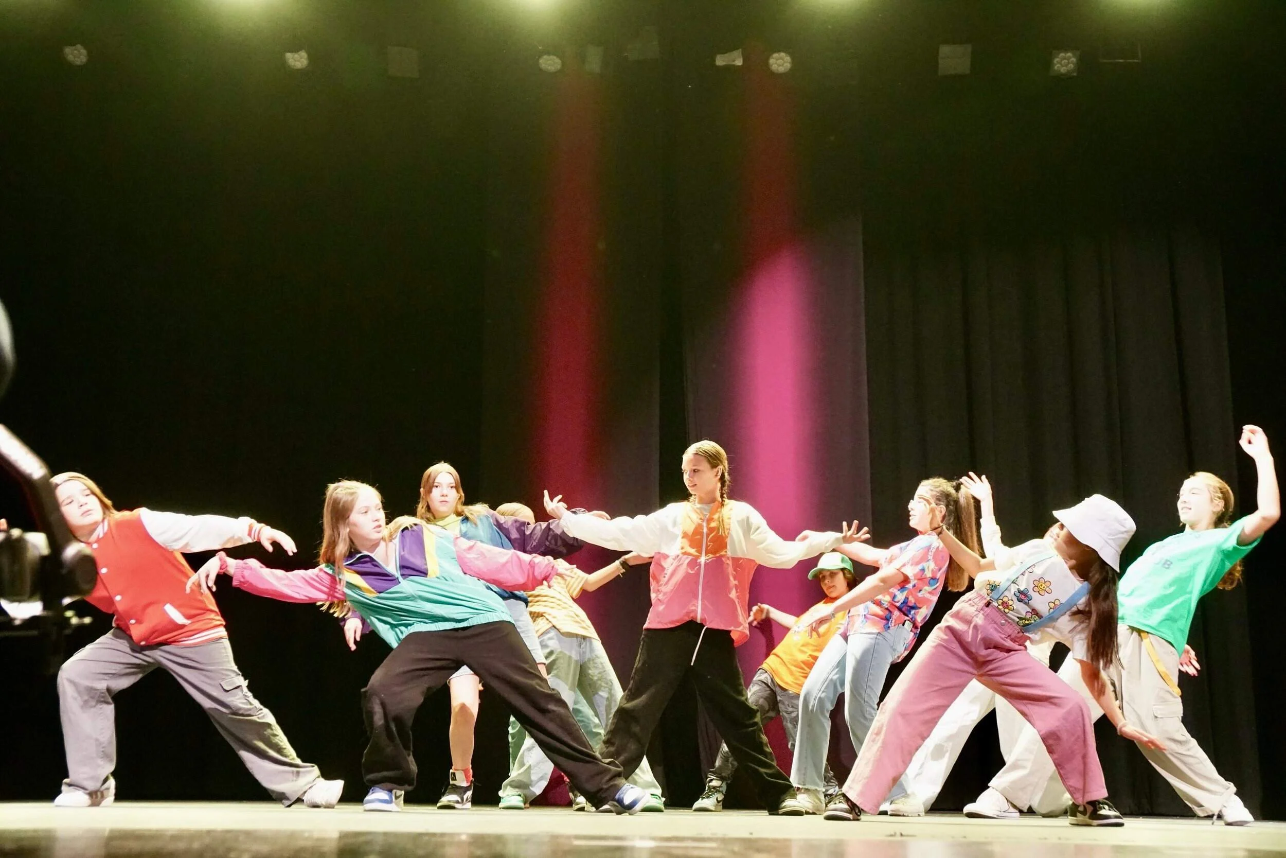 Shows & Workshops — Streetside Dance
